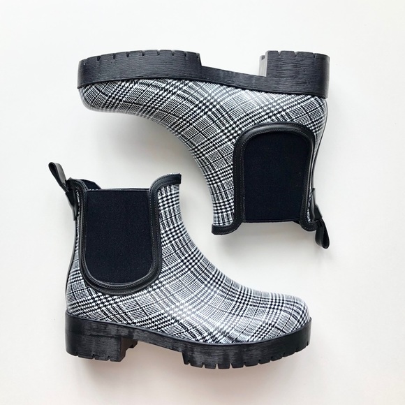 [ nib ] Jeffrey Campbell Cloudy Rain Boots - Picture 5 of 7